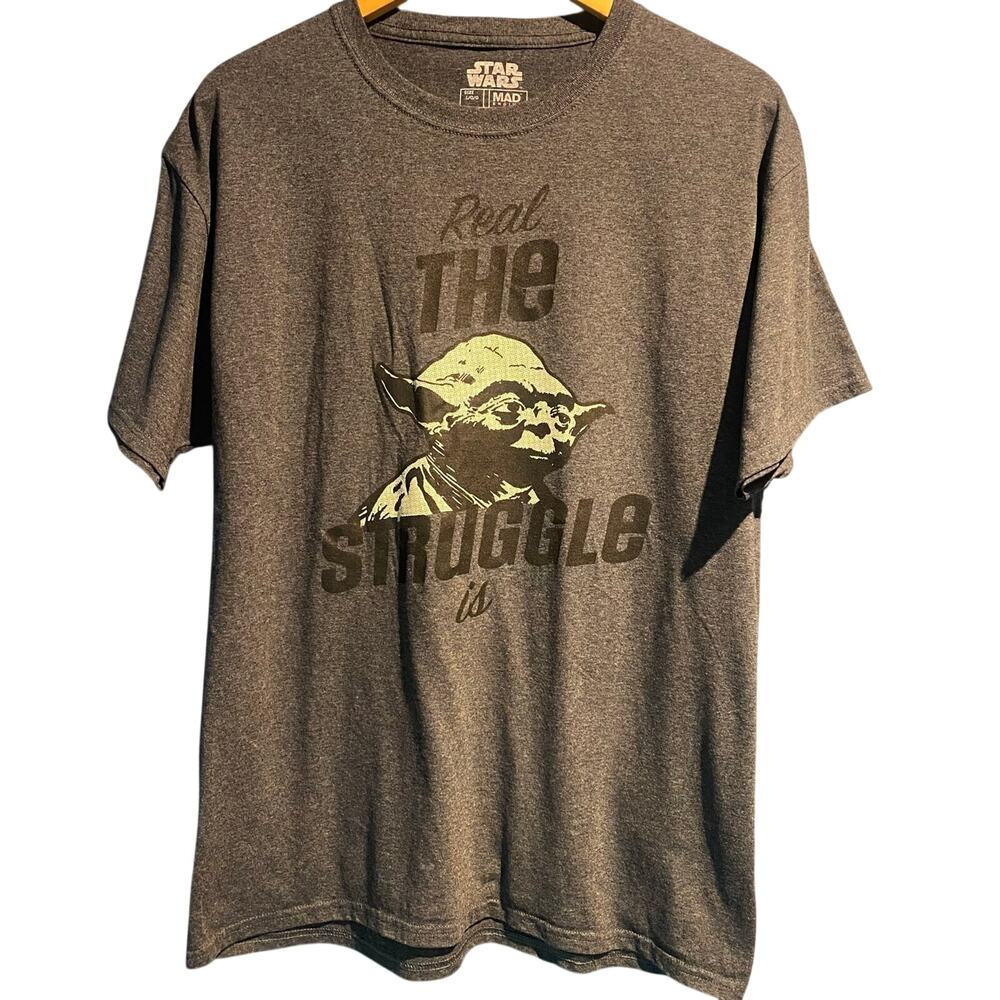 Star Wars Yoda Size Large T-shirt Gray The Struggle is Real Disney Fan Park Tee